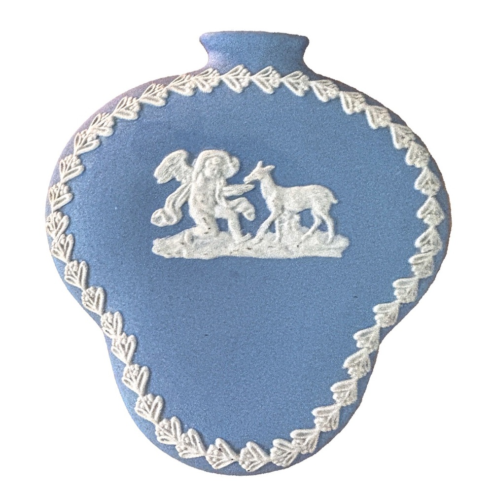 Hudson Hanley jasperware trinket box - Made in England – stamped Jasper Ware